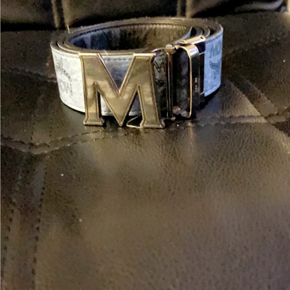 Light Blue/Black MCM Claus M Reversible Belt 1.75” in Visetos - Picture 4 of 8